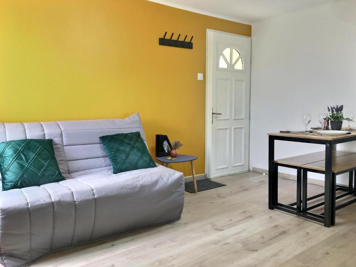 Bleu Lavande 1 - Appartement Cosy Ambiance Village إستريس المظهر الخارجي الصورة