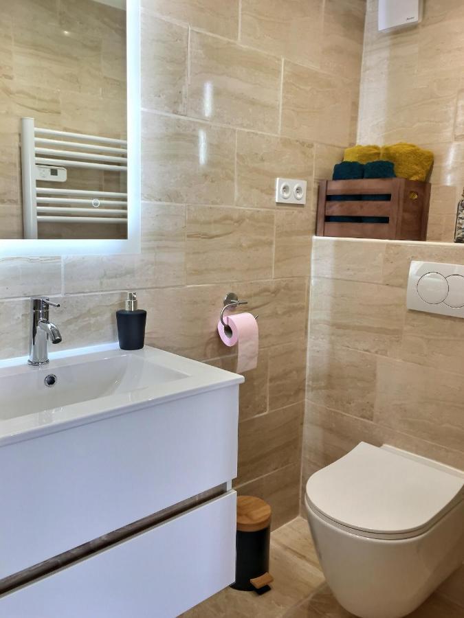 Bleu Lavande 1 - Appartement Cosy Ambiance Village إستريس المظهر الخارجي الصورة
