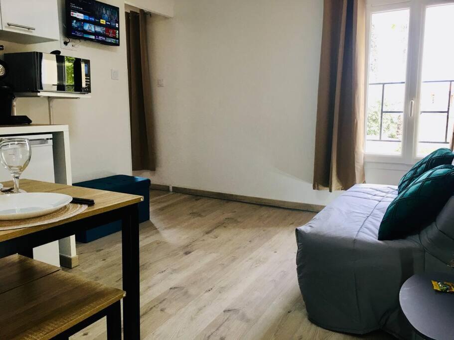 Bleu Lavande 1 - Appartement Cosy Ambiance Village إستريس المظهر الخارجي الصورة